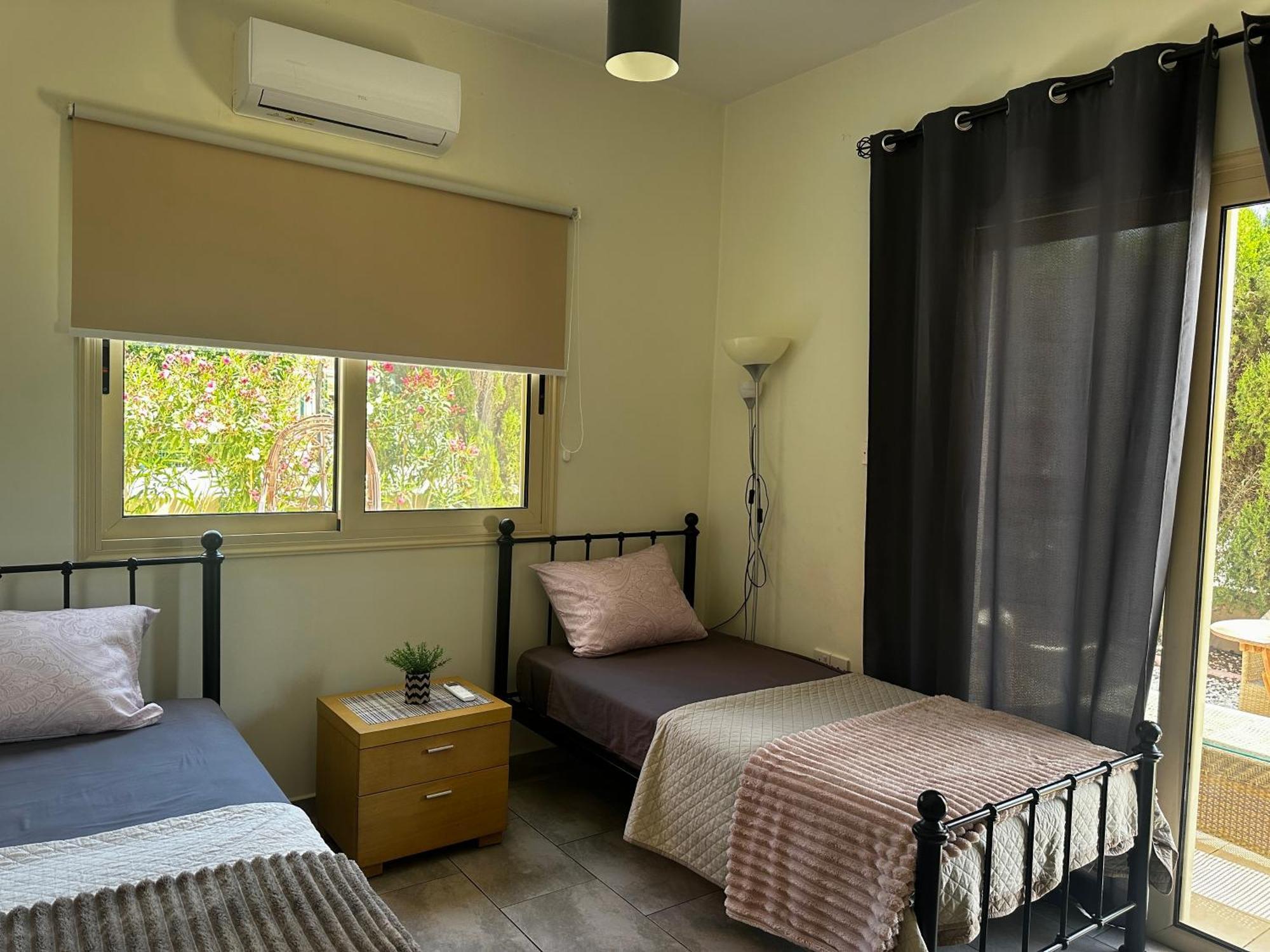 Beautiful Apartment Near The Sea And A Large Private Garden Paphos Luaran gambar